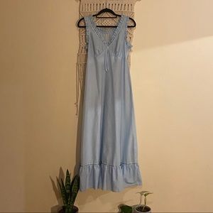 Vintage ✨cotton night dress✨ with frills
